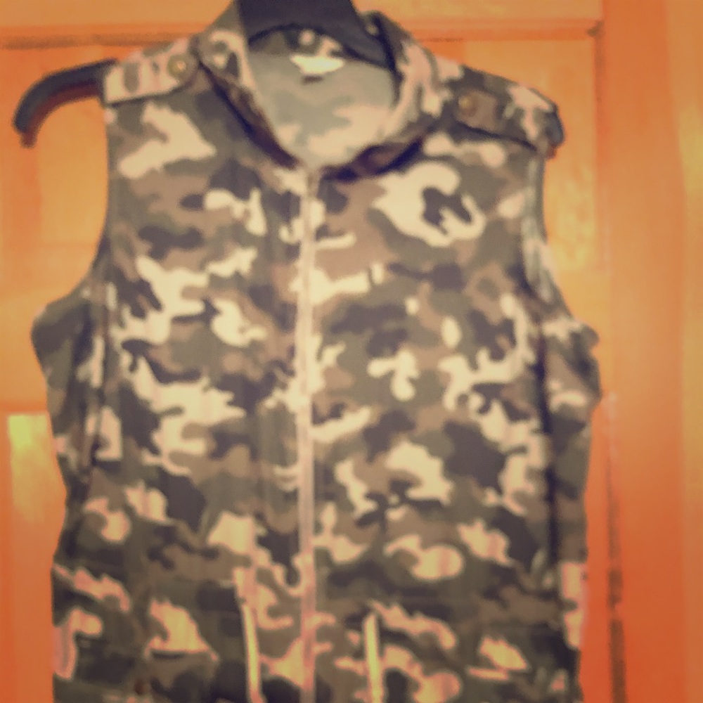 Camo vest